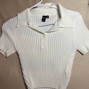 Windsor White Crop Collard 4 Button Shirt